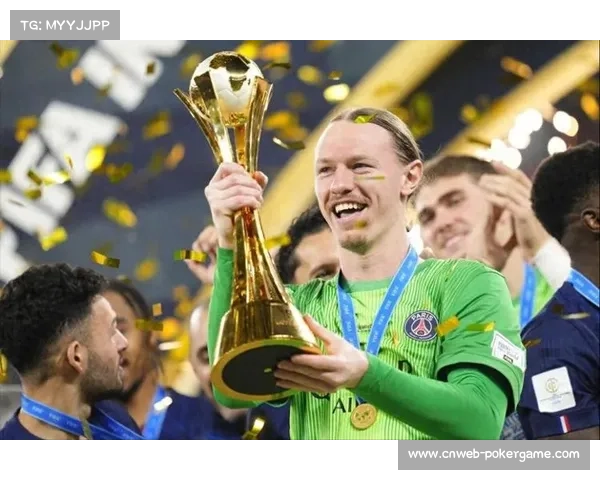 点球大战四度扑救，巴黎门将萨福诺夫成洲际杯英雄瞬间